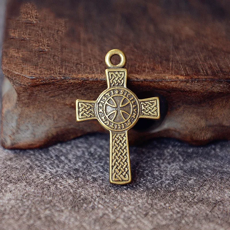 1 Stück Retro Messing Keltisches Kreuz Engel Jesus Friedens-Kruzifix Religiöser Stil für DIY Hängeaccessoires Ornament – Detail 3