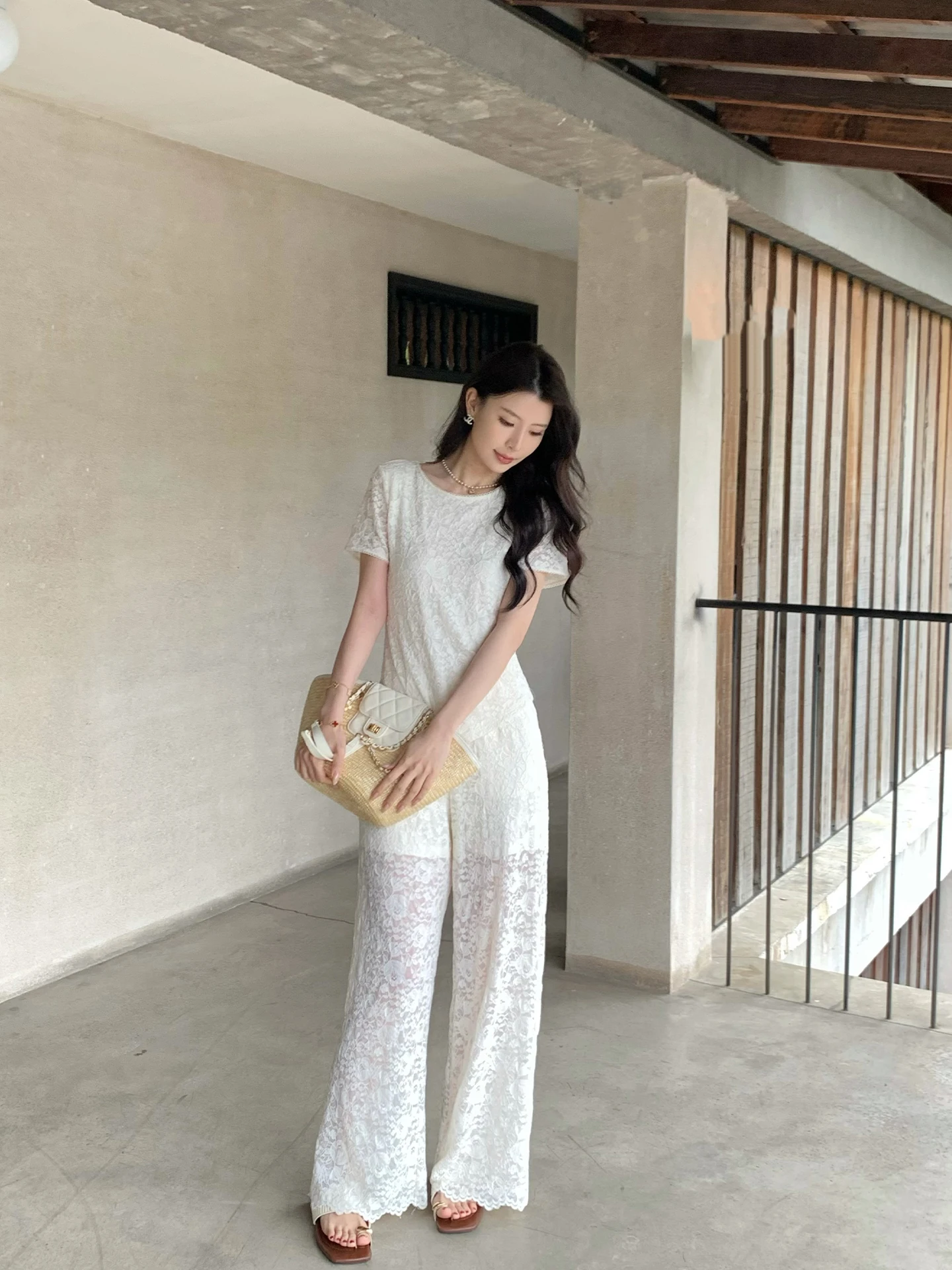 

Комплект Kunzong: блузка с кружевом и цветочным узором, прямые брюки, новый стиль, высокая талия, однотонный, весенний, женский, из двух предметов