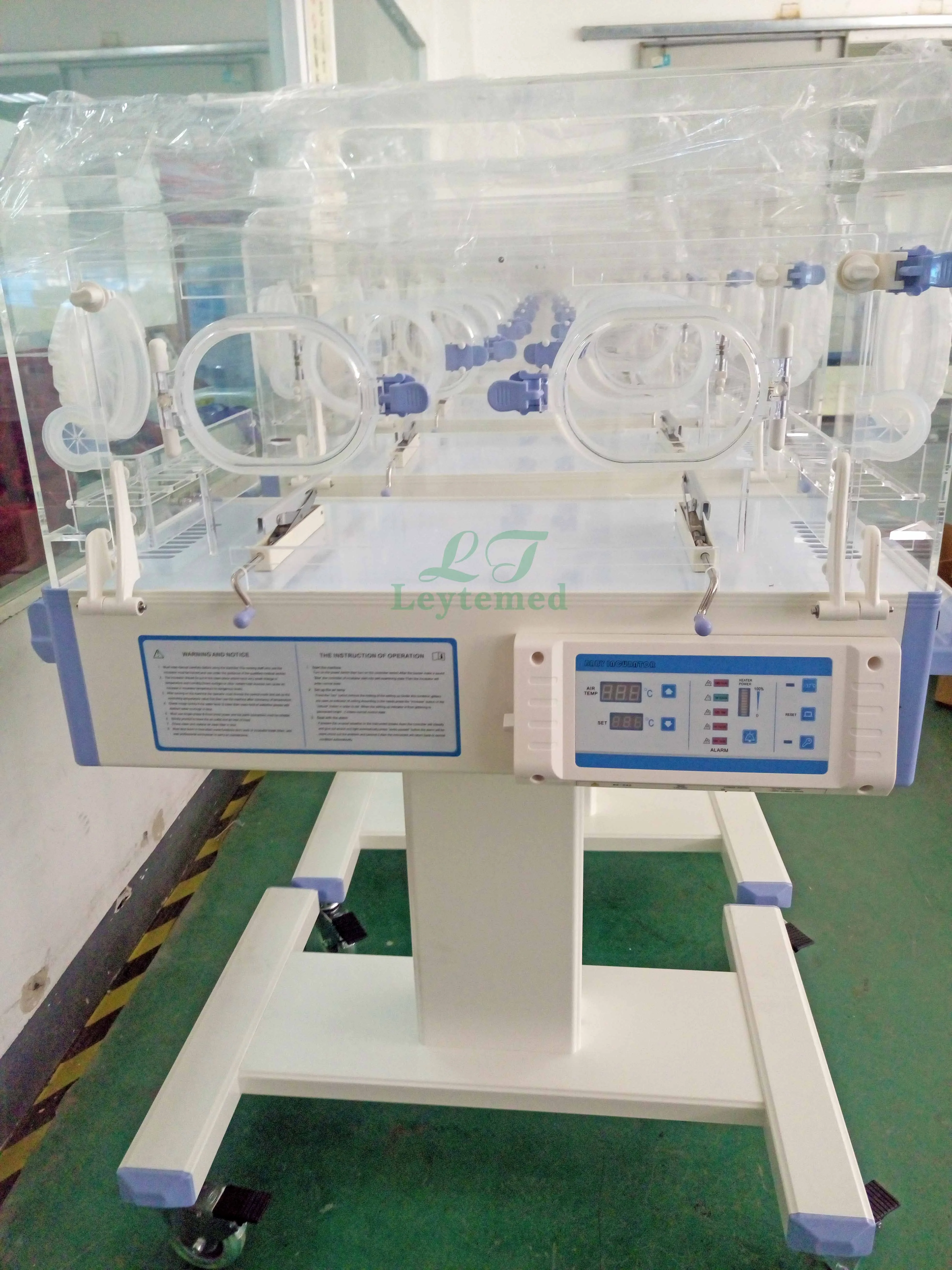 LTII01A Medical Baby Standard Infant Incubator For Hospital