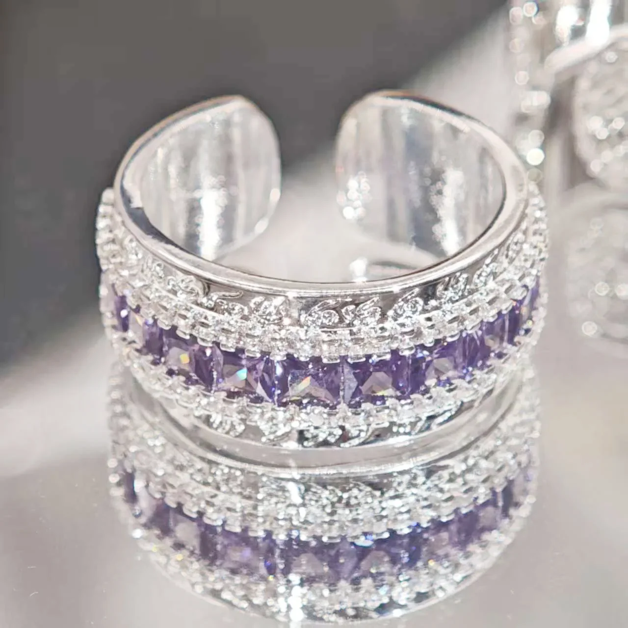 

Thai Amulet Longpo Butterfly Jishina Hip-hop Cubic Zirconia Ring Luxury Jewelry for Men And Women