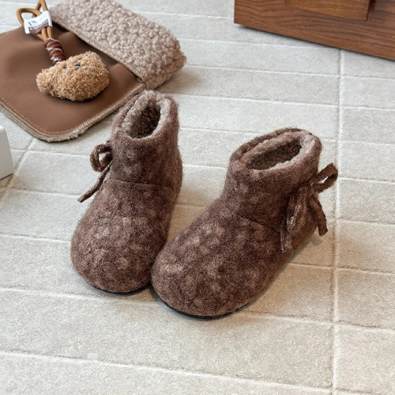 

2025 г., детская повседневная хлопковая обувь для девочек, новая зимняя модная обувь в корейском стиле с мягкой подошвой, нескользящая универсальная теплая обувь