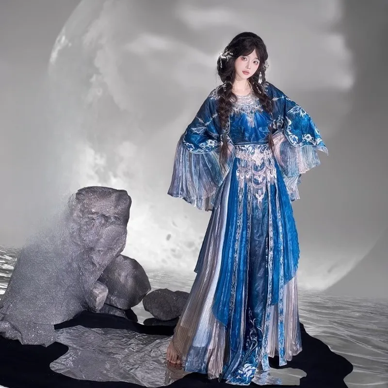 

New style of Yizhi Pavilion Hanfu with Exotic and heavy embroidery