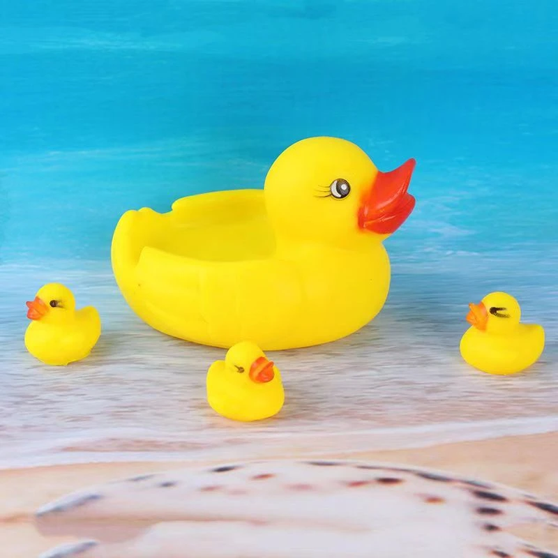 Mini cute little yellow duck baby bath toys children\'s pool water toys