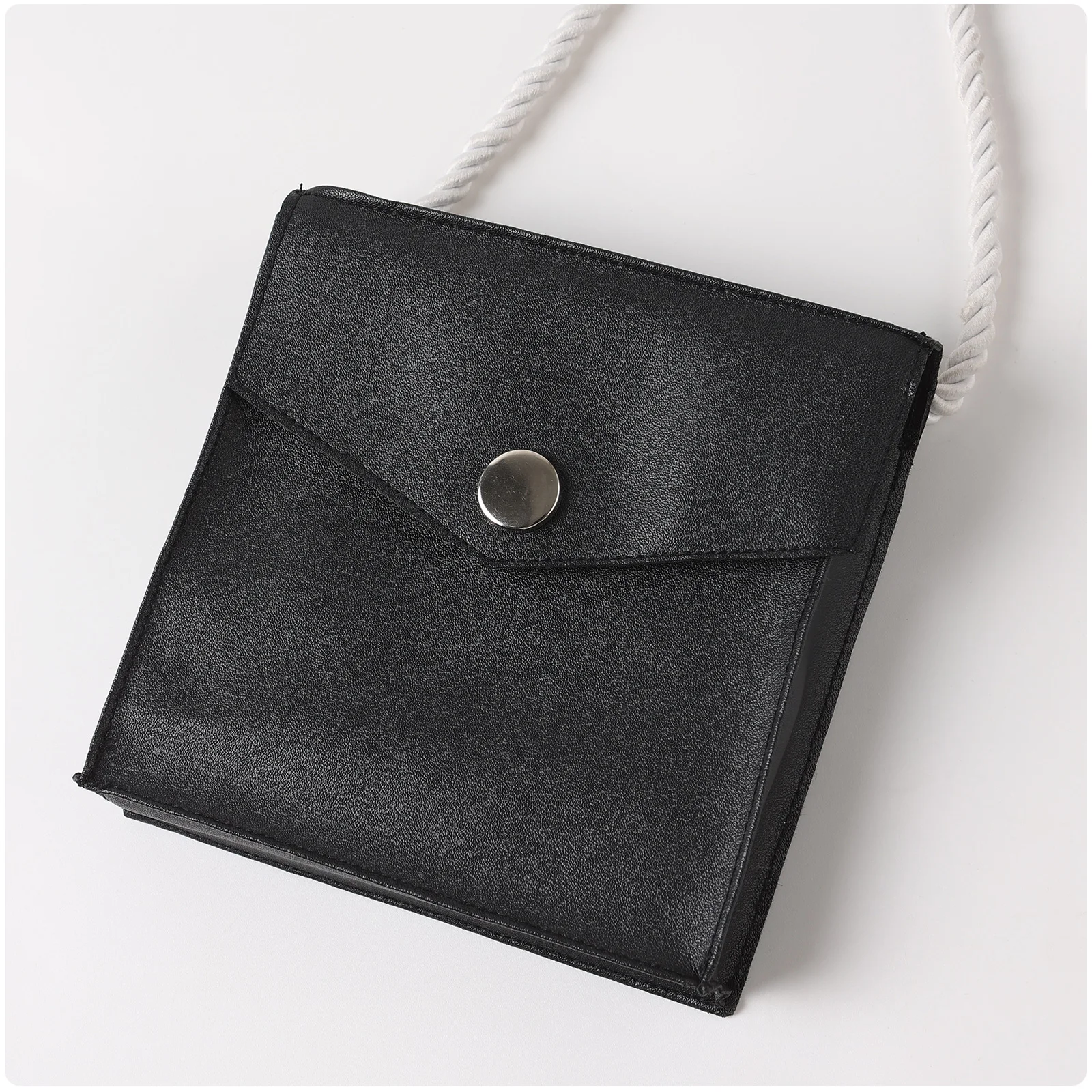 فستان فتاة المدرسة الثانوية مع جوارب قطيفة زي موحد لحفلات الهالوين كرنفال مجموعة زي مونستر آبي Bominable التأثيري 2025