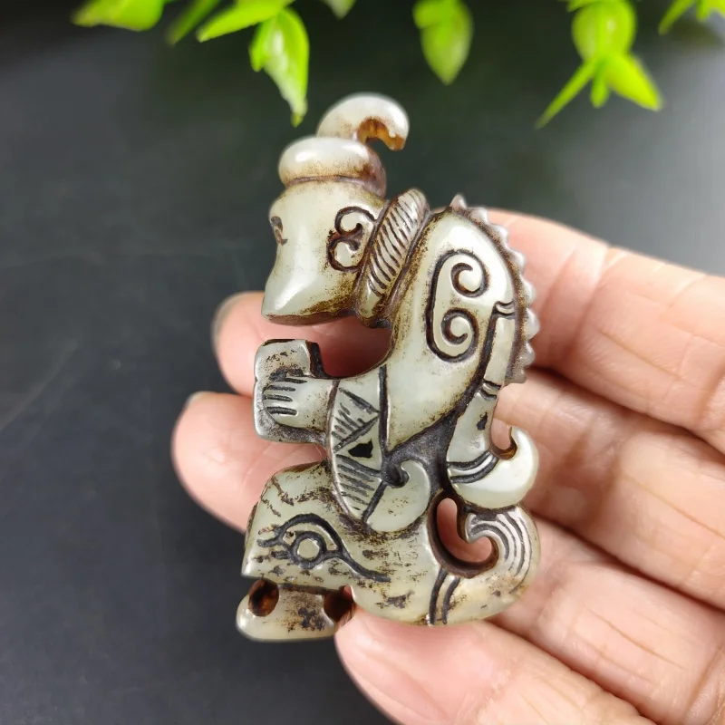 Antique Miscellaneous Antique Imitation War Han Crafts Xiuyan Jade Old Jade Kneeling People Jade Pendant Wholesale