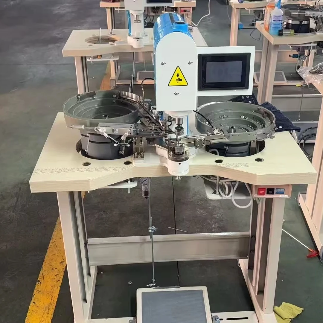 

Computer Fully Automatic Button Attaching Binding Machine Suitable for Iron and Plastic Buttons