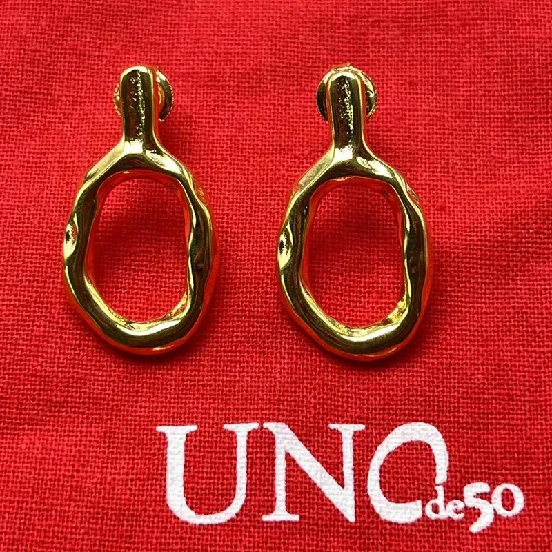 2023 UNOde50 earring Bestseller Europeu e Americano de Alta Qualidade Brincos Geométricos Das Mulheres Romantic Jewelry Gift Bag