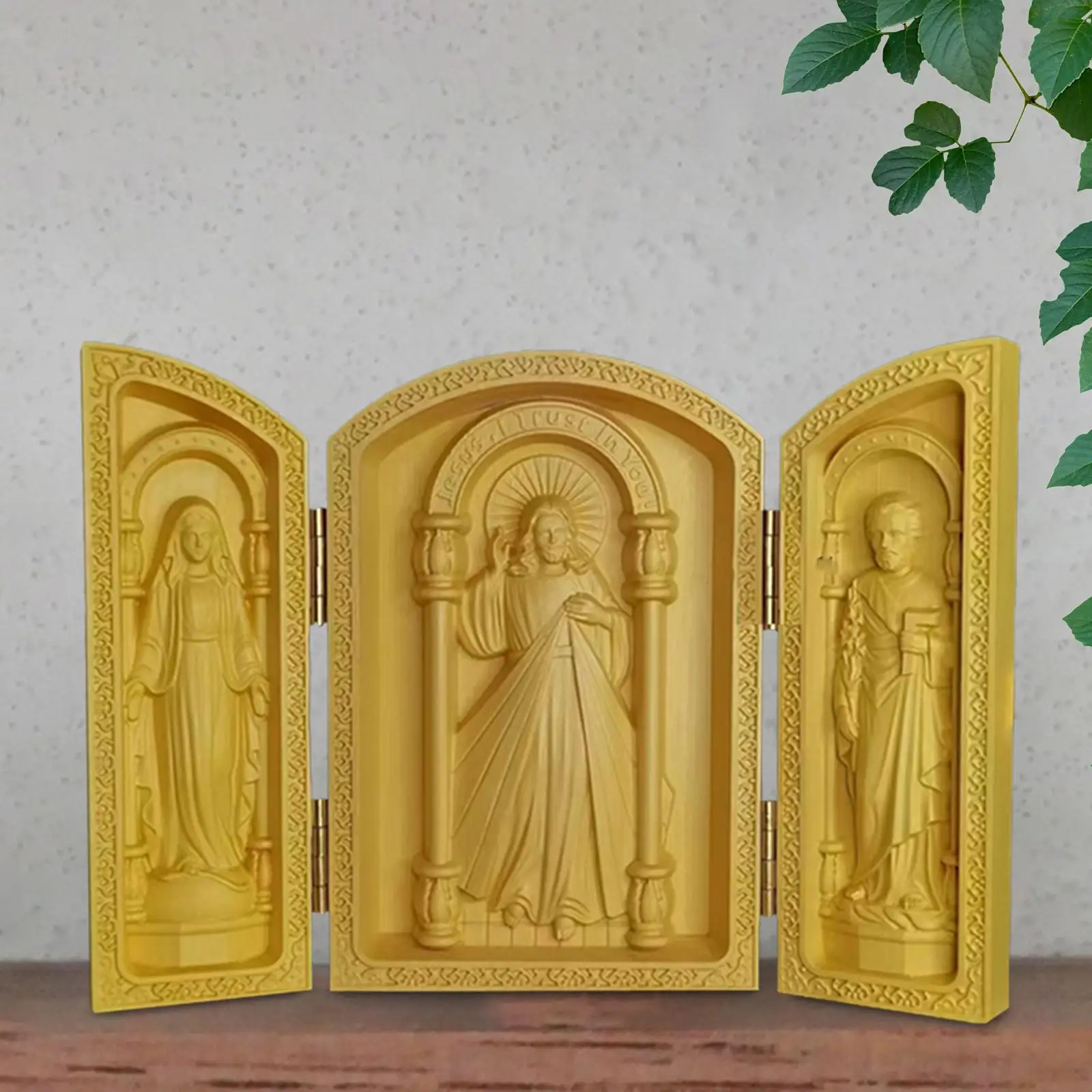 

Holy Figurine Wood Carving Ornament Small Catholic Collectible Sculpture Crafts for Living Room Shelf Table Office Decoration