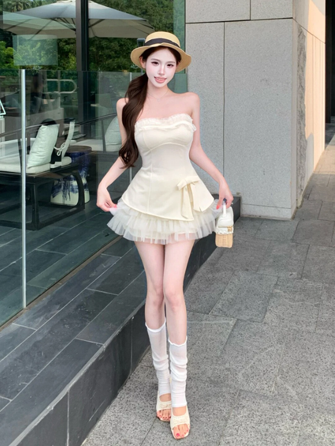 

Уникальный комплект с короткой юбкой и открытыми плечами: нежный стиль, комфортный хлопок, летняя мода, женский костюм из двух предметов, мягкий и элегантный образ