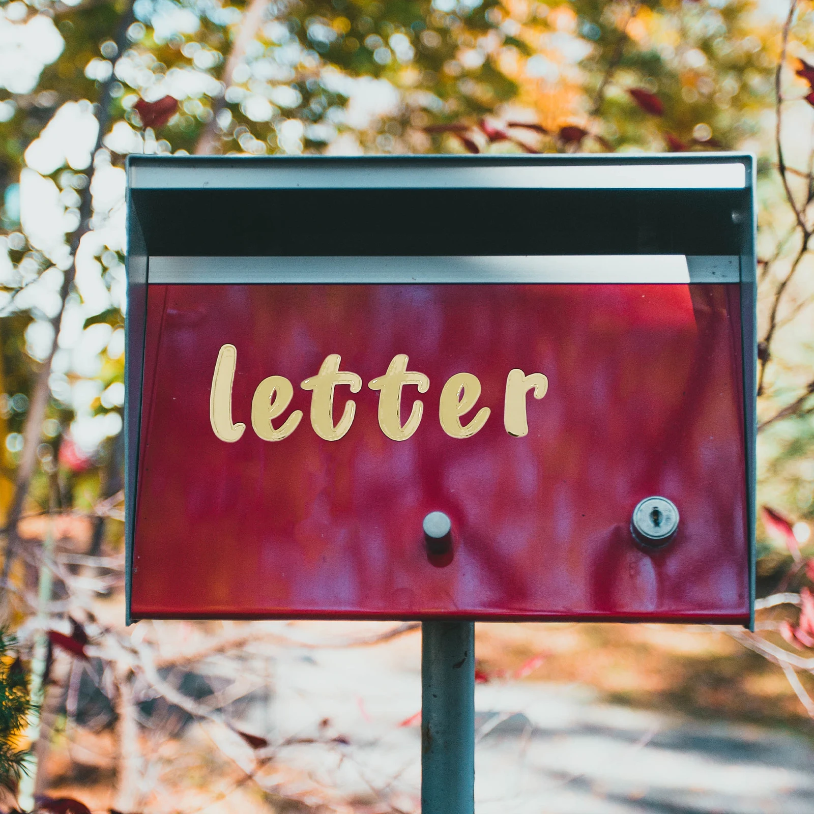 

10 Sheets Gold Reflective Alphanumeric Stickers Outdoor Mailbox Numbers Self-Adhesive Decals Stick On Letters for Windows Glass