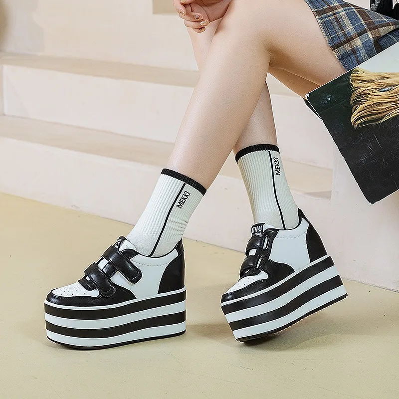 Wysokiej jakości 12cm syntetyczne buty z prawdziwej skóry kostki damskie jesienne wiosenne kowbojskie buty na koturnie wysokiej marki Chunky Sneaker