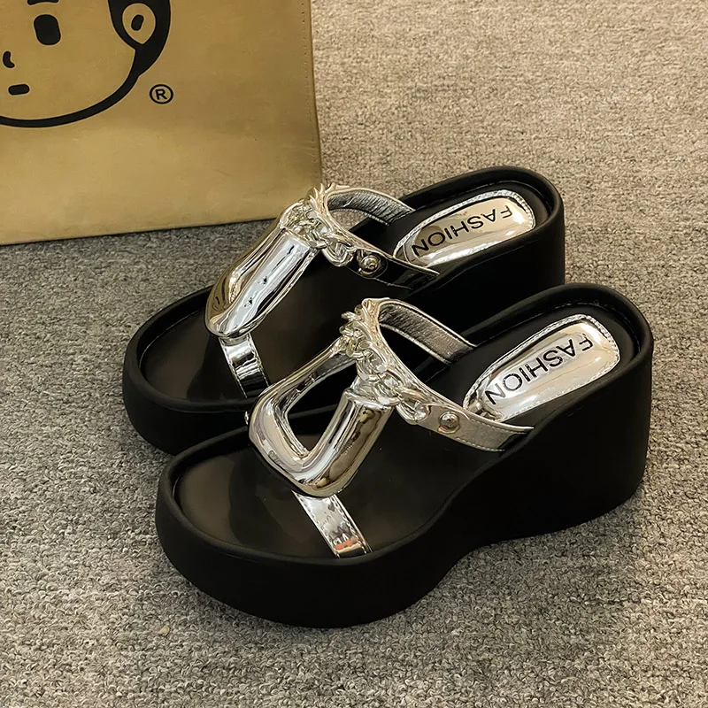 

Female Shoes Ladies' Slippers On A Wedge Luxury Slides 2024 Designer Fashion Retro Shoes Woman's Slippers Luxury Slides On A Wed