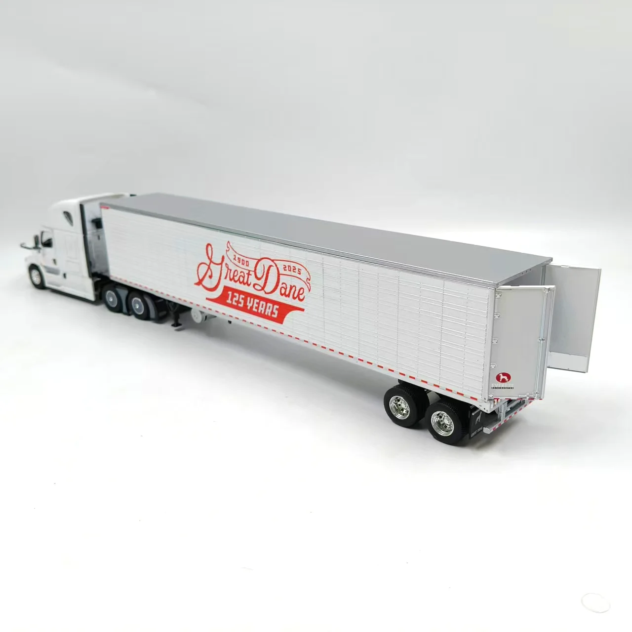 Modelo Coche Diecast DM Great Dane 1:50 - usage example