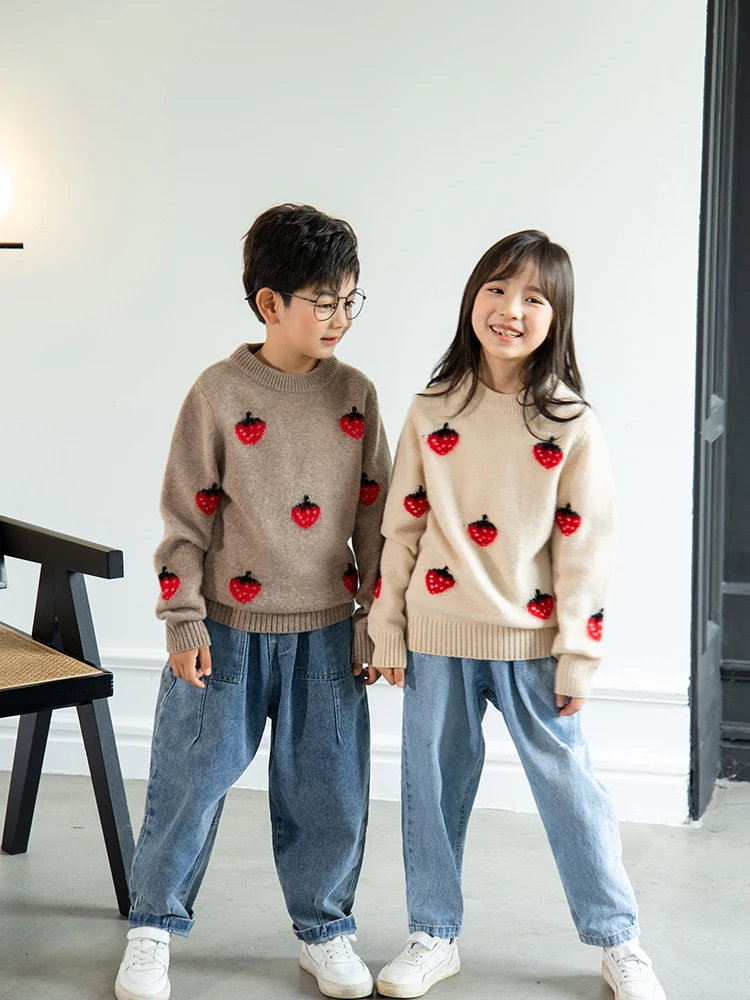 100% Wool Children's Boys And Girls Small Strawberry O Neck Pullover Sweater Base Shirt Autumn Winter Thick Cashmere Knit Top