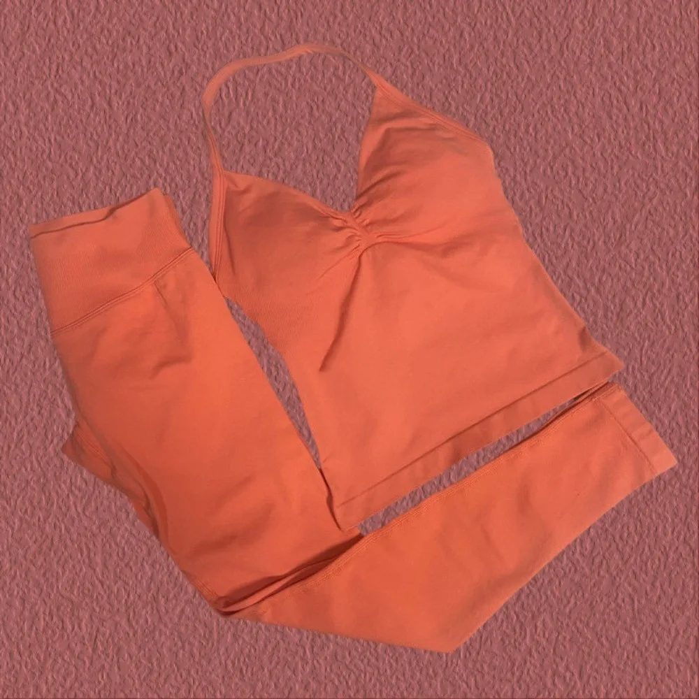 

New 25 Ladies Gym Training Leggings and Neck Tank Yoga Fitness Seamless Pilates Clothing Workout Sportswear 2-Piece Yoga Set