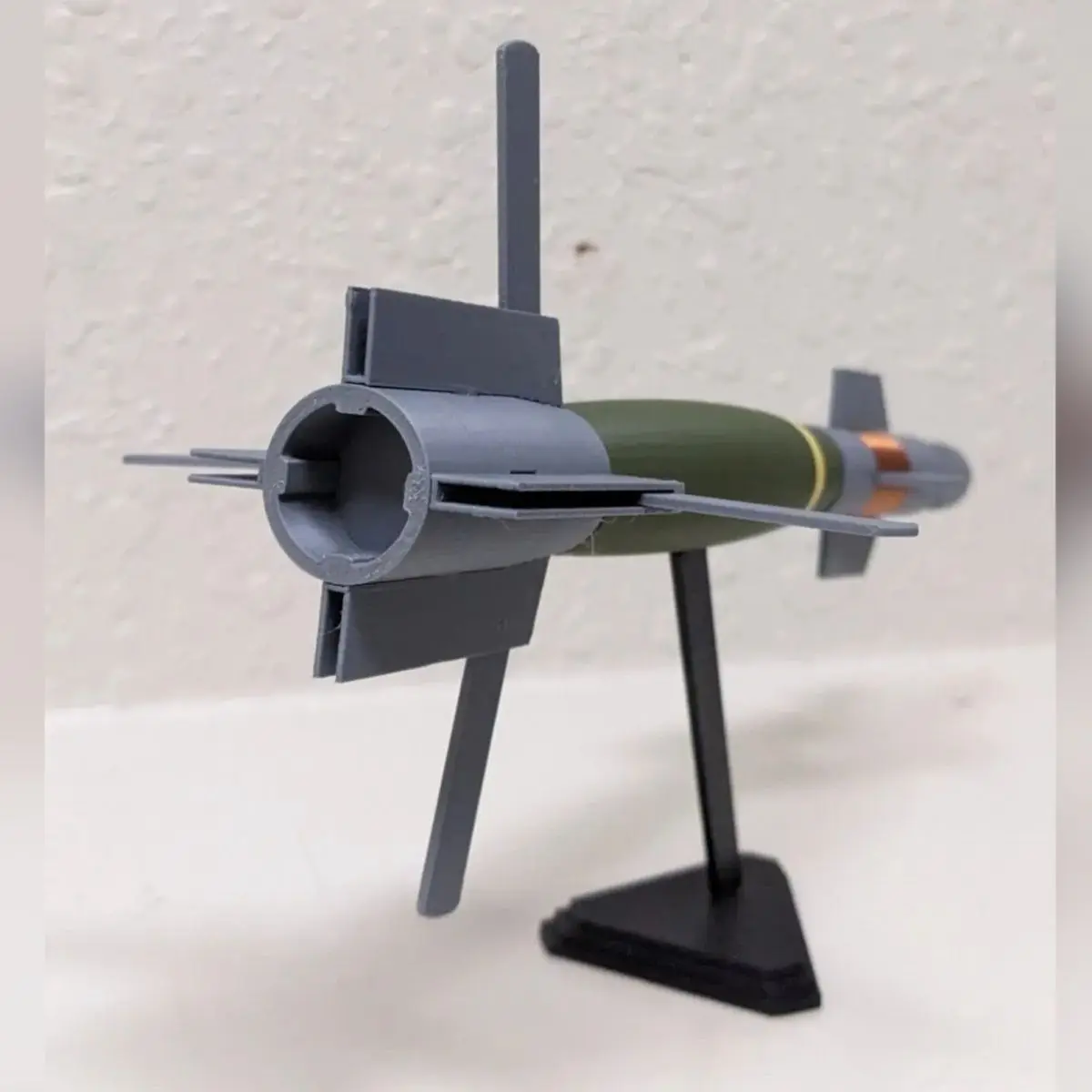 Paveway II Modelo 1:14 Misil guía con láser Adorno para entusiastas militares realista Regalo Exhibición de coleccionista militar impresa en 3D