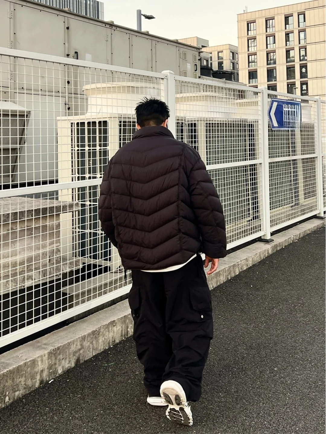 

Men's Lightweight Warm Du down Jaet Stand Collar Casual Sle Polyester Fiber Fill Power 90% White Du down ort Coat