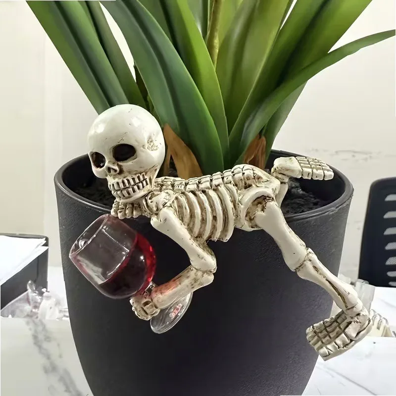 Mini Resin Skull Figurine Halloween Skeleton Drinking Ornament Plant Pot Hanging Charm Creative Garden Decor