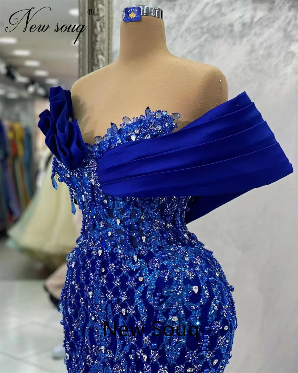 Vestido de noche azul real con cuentas brillantes para mujer, vestidos de celebridades con hombros descubiertos, diseño de Dubai, vestido de fiesta de cristal para bodas, 2023