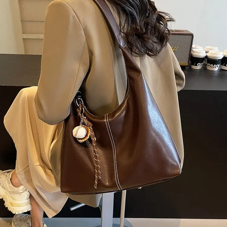 

2025 Autumn 388 New Shoulder Bag Zipper Small Square Bag Fashion Casual Handbag Simple Versatile Commuter Bag
