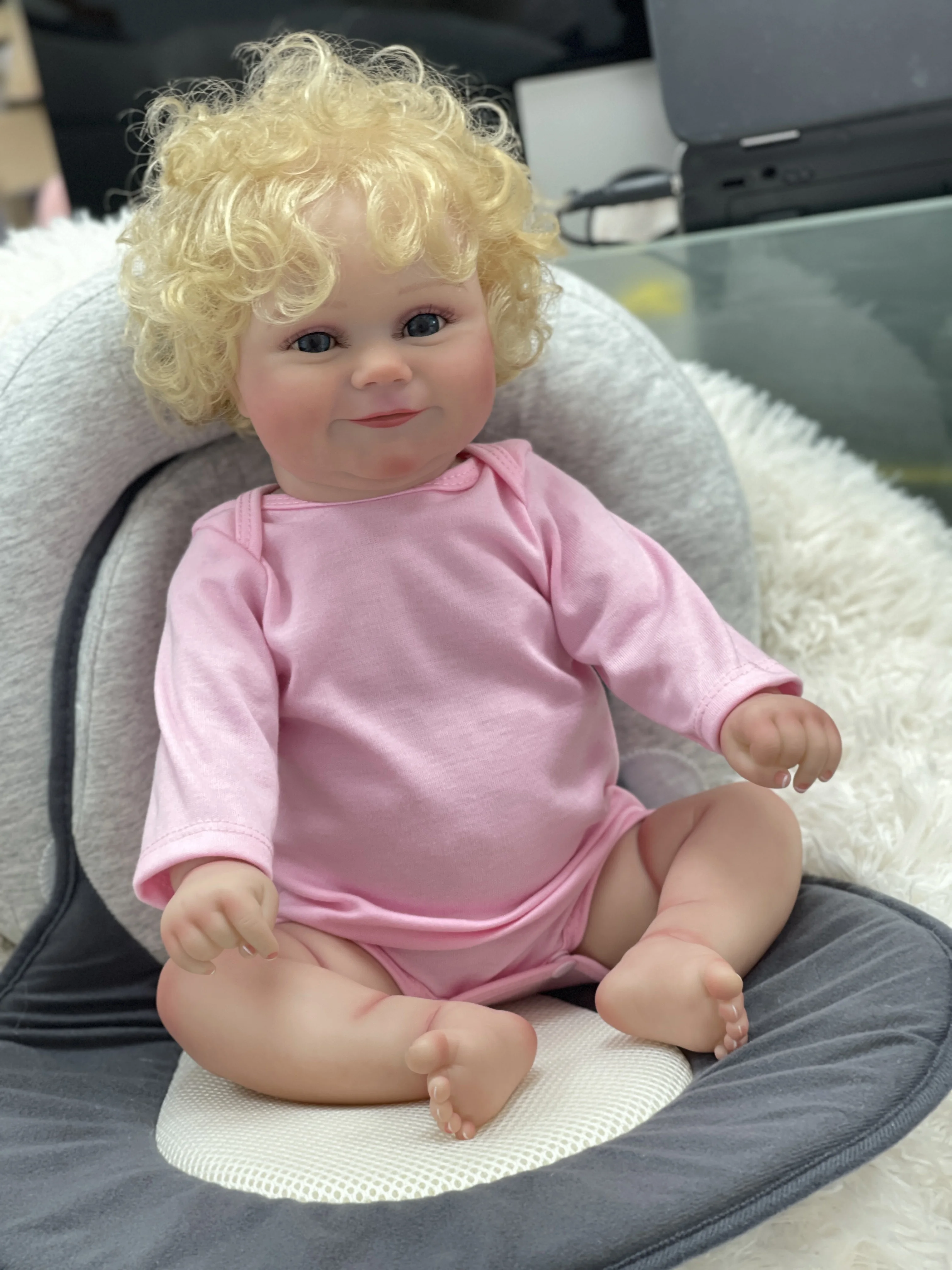 48CM Maddie Lifelike Full Body Soft Silicone Vinyl Reborn Doll Hand-Detailed Painting with Visible Veins 3D Skin Tone