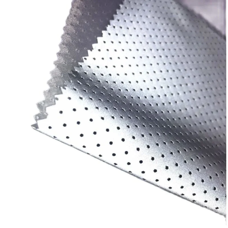 

Hollow Out Breathable Bright Reflector Fabric, High Light Reflective Chemical Cloth