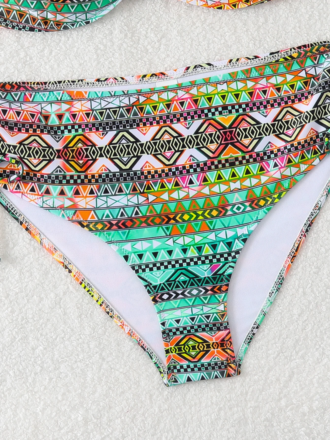 Colorful Geometric Print Sexy Bikini Pants Drawstring Design Bikini Two-Piece Set