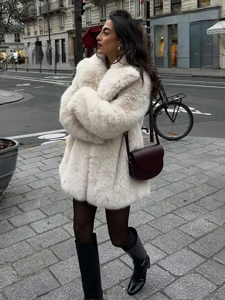 HH Women's Winter New Fashion Lapel Solid Pockets Long Sleeves Fur Coats Female Vintage High Street Causal Warm Fur Jacket