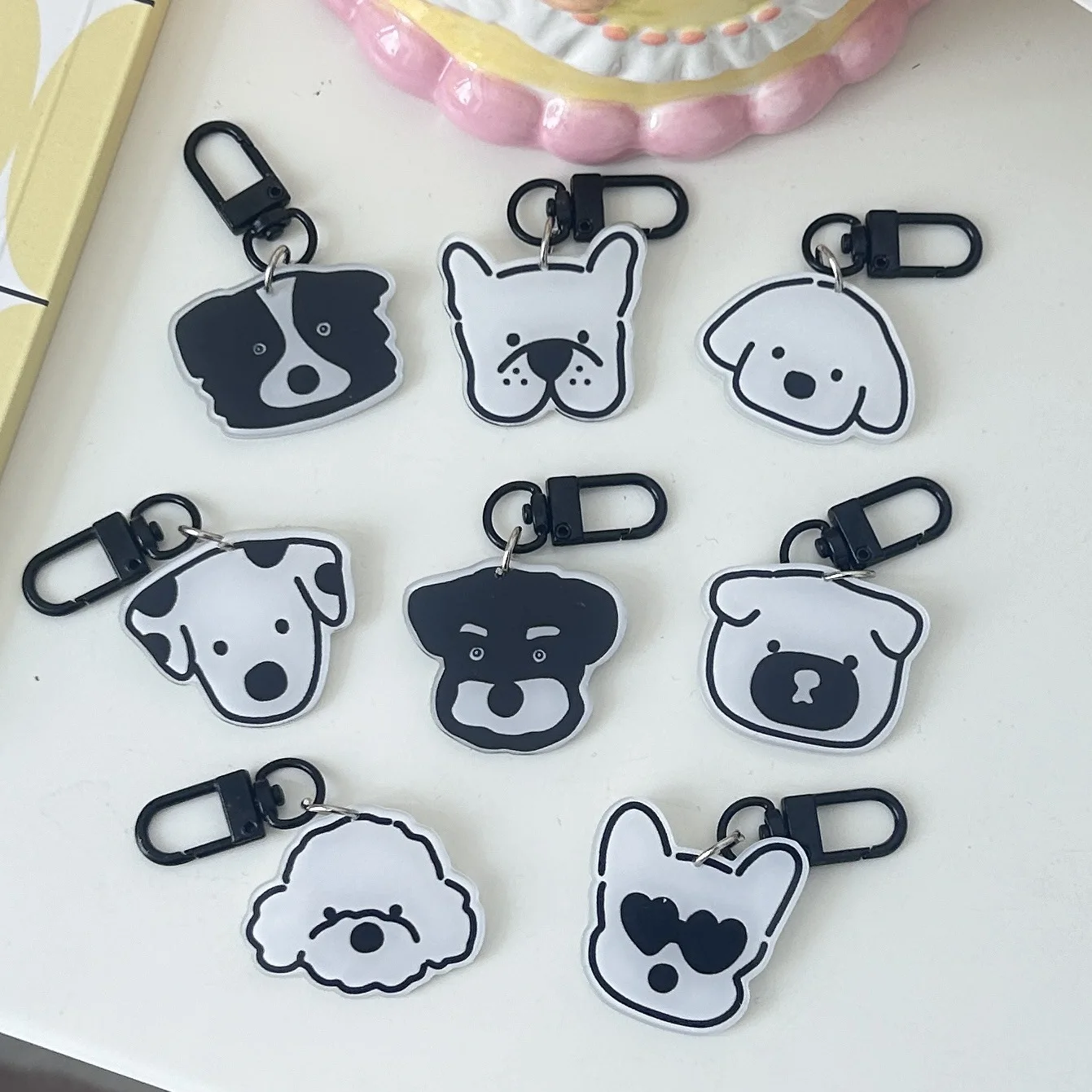 Acrylic Cute Pets Dog Keychain Border Collie Schnauzer Bichon Frise Puppy Keyring Couples Bags Charms Keyfob Accessories Gifts