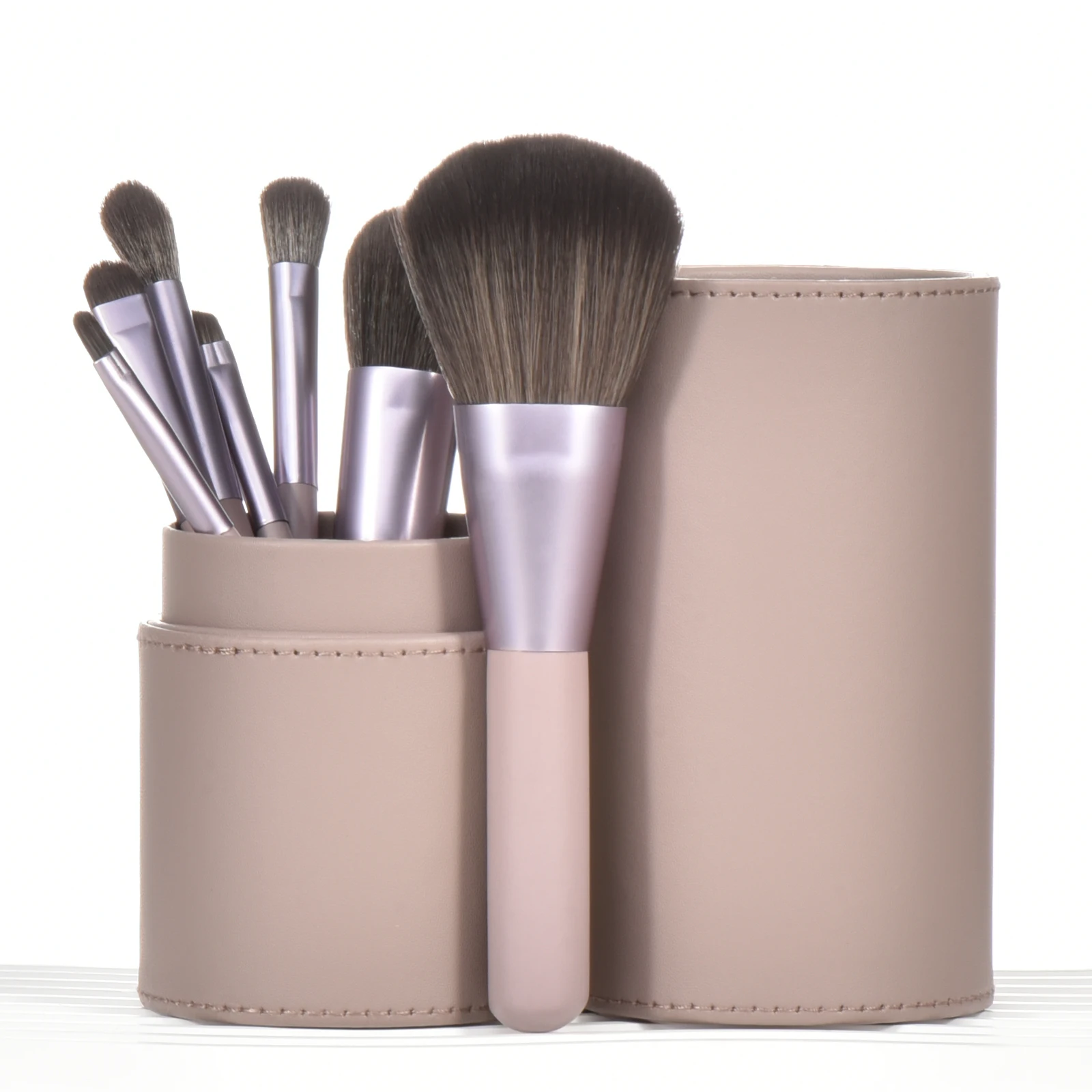 Professional Makeup Brushes Set with Bucket Blush Powder Eyeshadow Eyebrow Foundation Beauty Makeup Tool Brochas