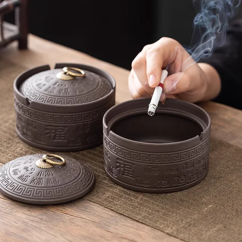 

Purple clay ashtray with a lid, vintage ceramic home decoration, decorative item, large capacity ashtray