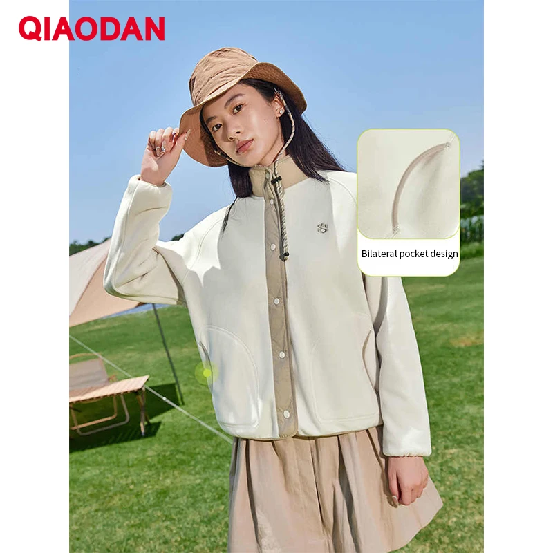 QIAODAN Women's Fleece Jackets 2025 Winter Button Pocket Casual Sports Outerwear Outdoor Hiking Windbreaker Tops QXFWD2254078