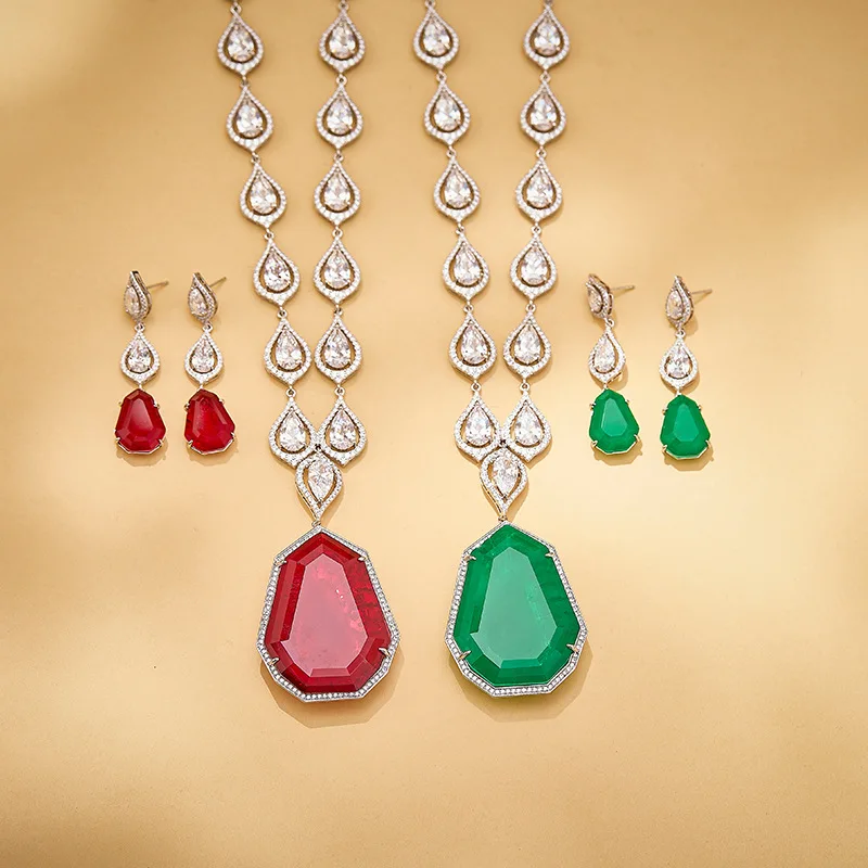 Vintage Banquet Teardrop Jewelry Set Plated Alloy Simulated Ruby Emerald CZ Necklace Earrings Women Dress Ornament