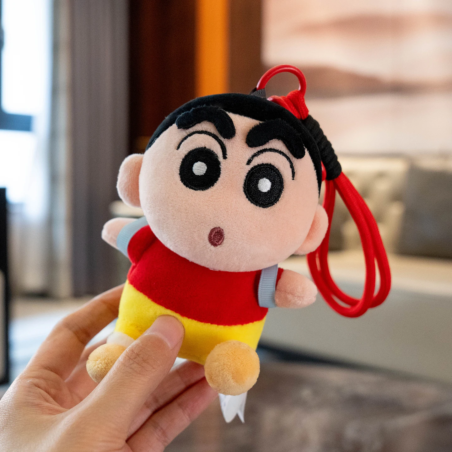 Joli Crayon Shin-chan poupée pendentif mignon Waniyama abeille tortue Crayon Shin-chan peluches peluche Anime sac à dos pendentif cadeau fille