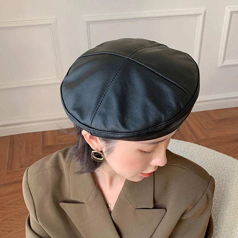 Skullcap Hats Genuine Leather Berets Women Ladies Flat Top Metal Square Buckle British Art Painter Caps Chic Beanie Bonnet Femme