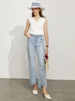 AMII Minimalism Vests for Women 2023 Summer New Simple Versatile Hyperbola V-neck Slim Underlay Top Crop Tops Tank Top 12342277 - Image 5