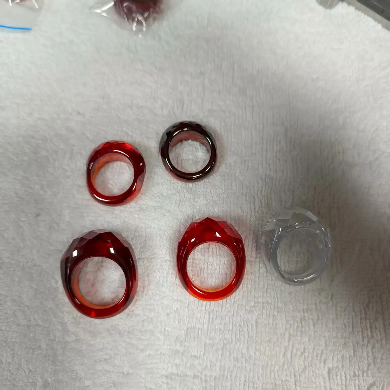 

16-18 # Кольца в популярном стиле для мужчин и женщин, драгоценные камни, гранат, красный циркон, черно-белые украшения из драгоценных камней