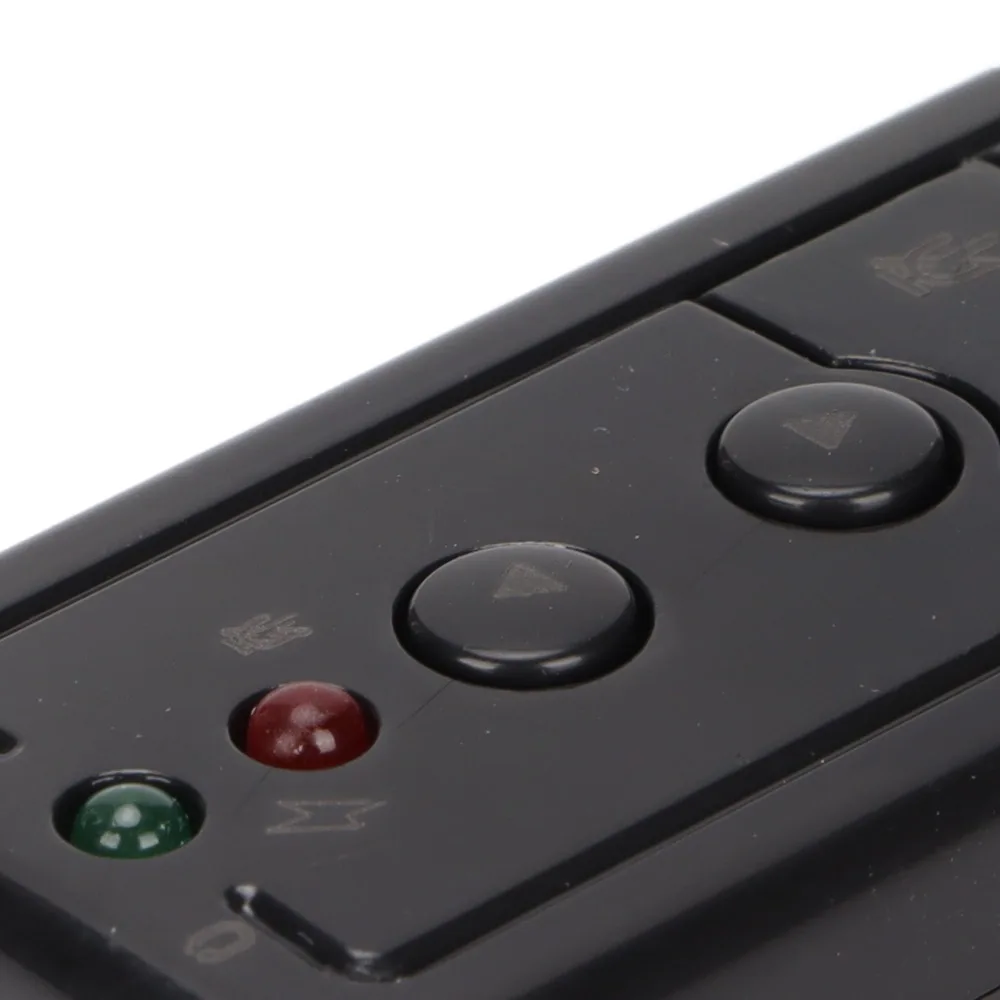 

Internal Amplifier and Volume Controls Virtual Sound Card with 3.5mm and Microphone Ports 7.1 Channel Sound Card