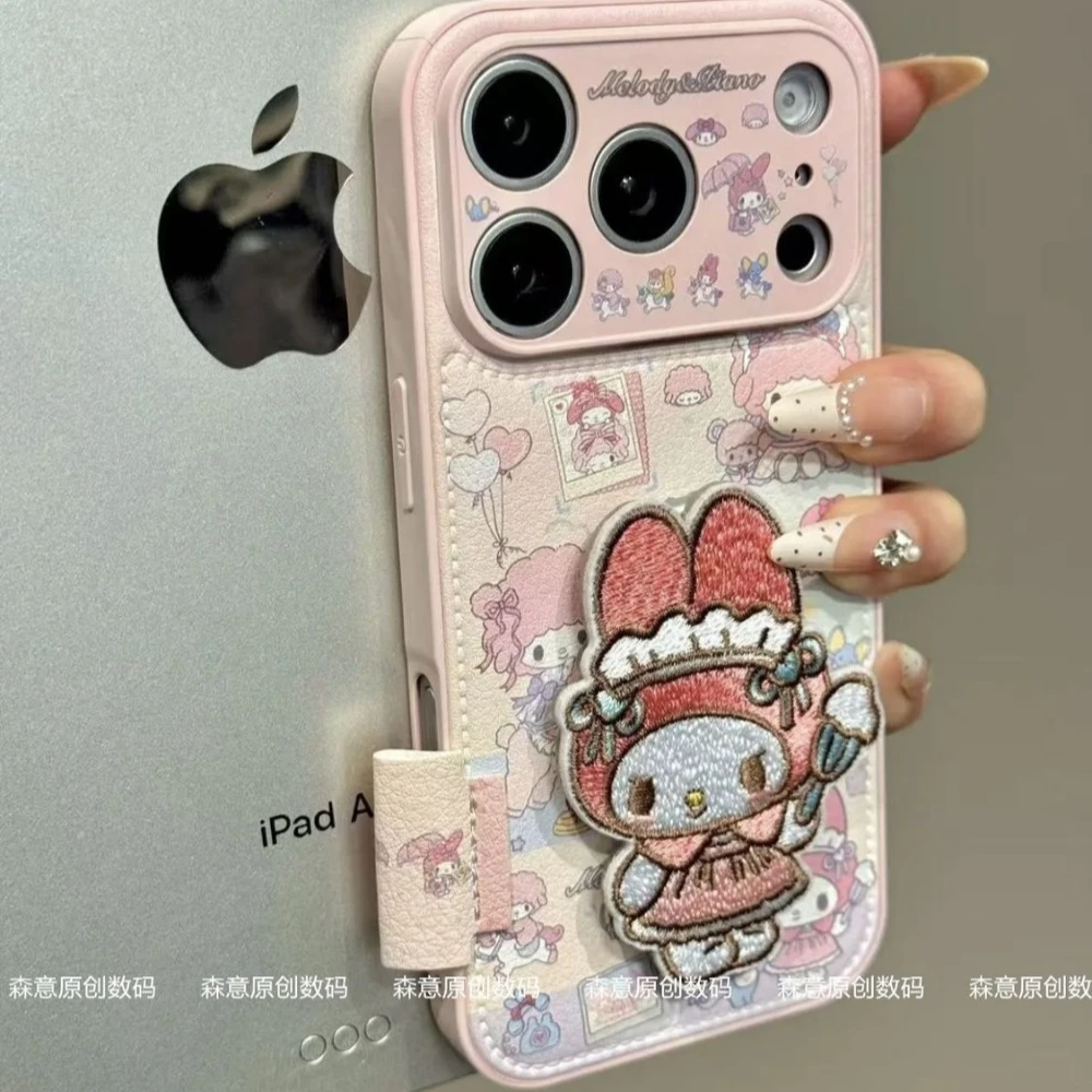 Urocze etui na telefon z hafte – Embroidery Texture recenzja i cena