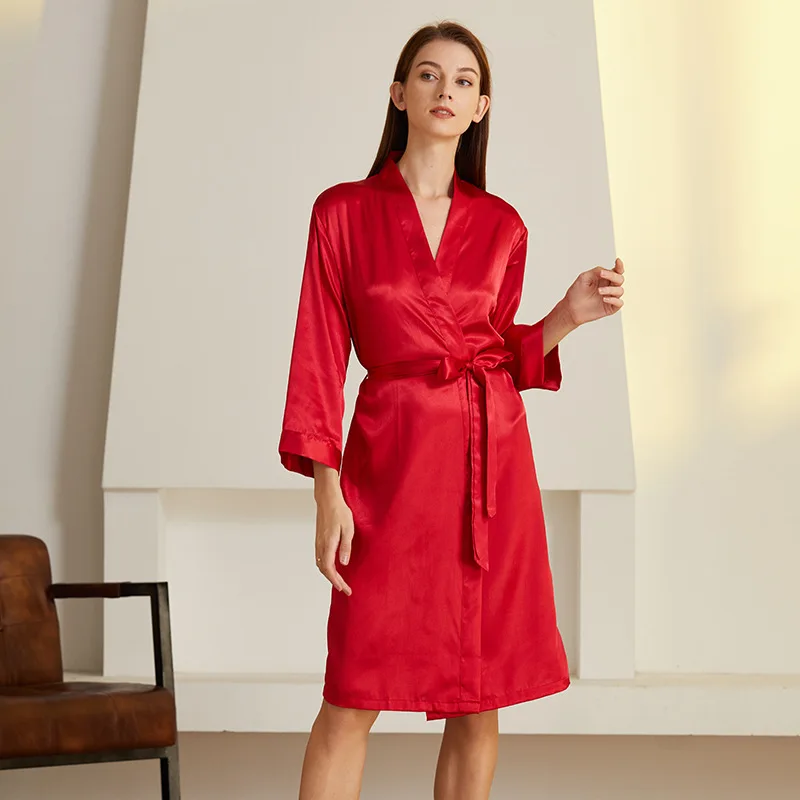 

Red Satin Wedding Knee-Length Cardigan Sexy Long Sleeve Women Kimono Robe Lady Rayon Bathrobe Yukata Nightgown Sleepwear