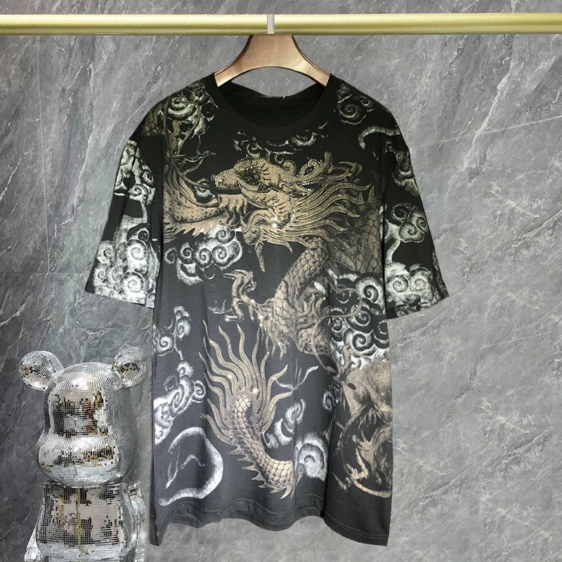 2023 Summer Animal Dragon Rhinestone Print Tee Shirt Men Fashion Brand Personality Short Sleeve T-shirt Hot Diamond Top Homme