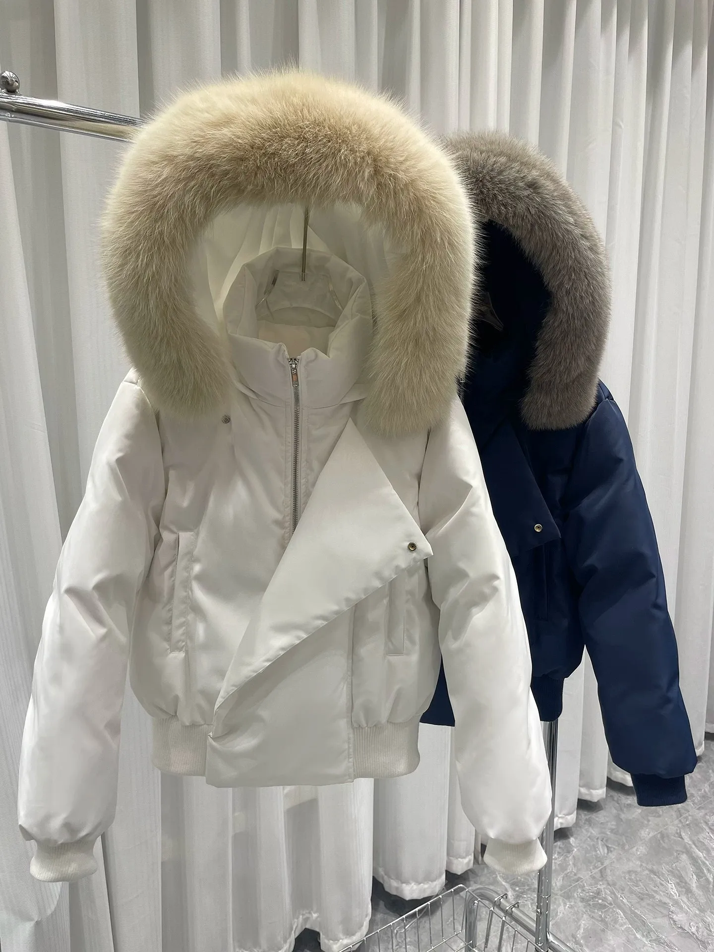New Winter Hooded Cotton Coats Women's Big Fur Collar Thickened Jackets Parkas Female Warm Short Cotton-padded clothing