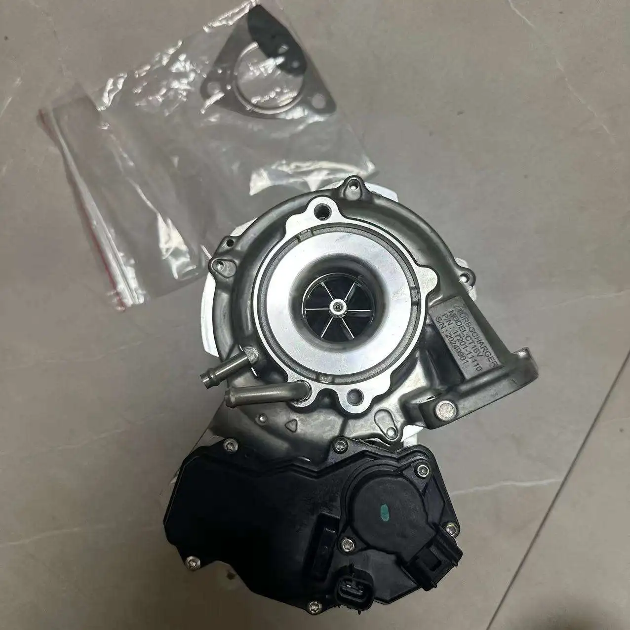 

Cross-border Factory Wholesale Auto Parts: Turbochargers, Forged Turbochargers, Suitable for Hilux 17201-11070