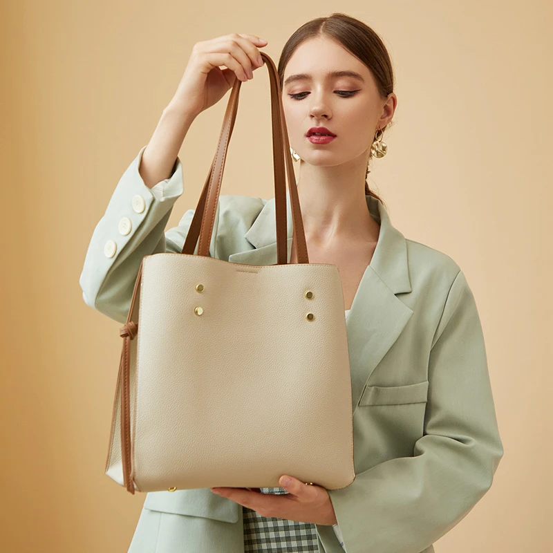 2024 Summer New Large Capacity Simple Casual Women Shoulder Bag Luxury Brand Designer Genuine Leather Lady Commuter Female Totes