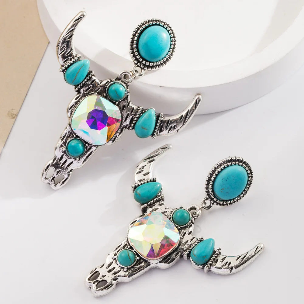 Silver Color Bull Skull Stud Earrings Bull Skeleton Cowboy Jewelry Women\'s Burnished Turquoise Squash Blossom Earrings Wholesale