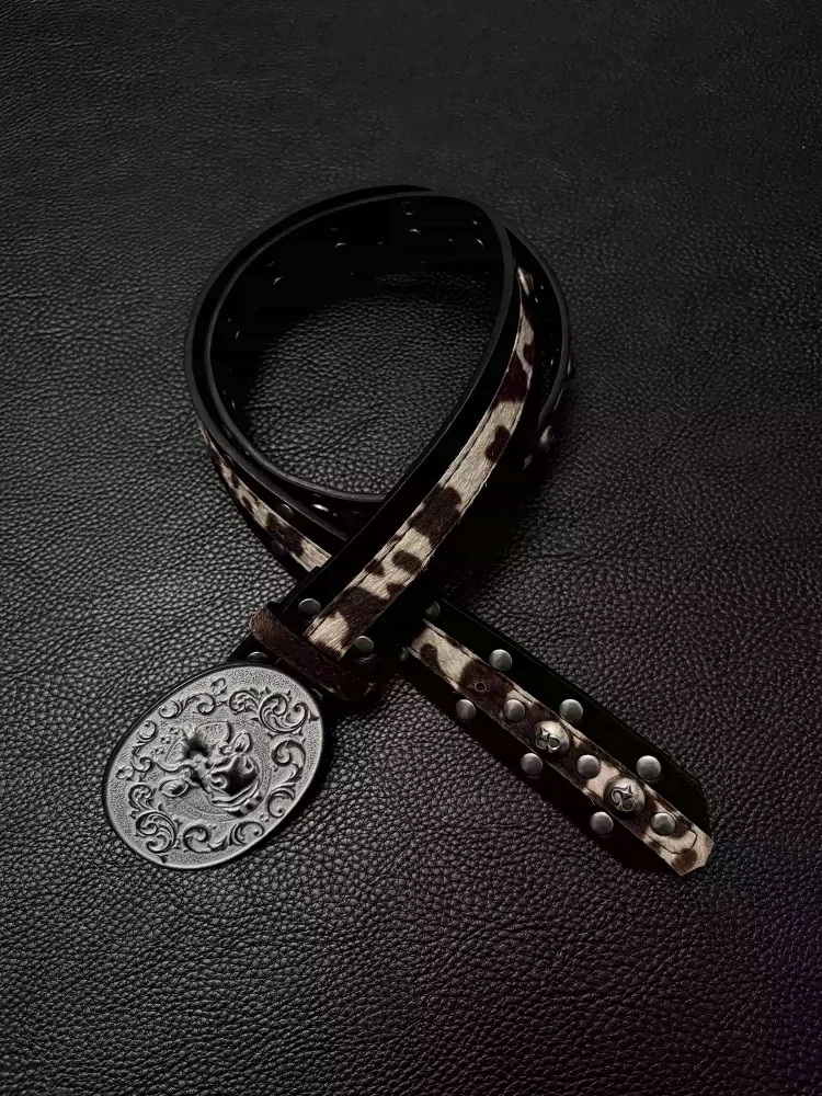 オリジナルデザインレトロディストレストスプライシングブラウンヒョウ柄ウエストベルト男性用リベットメタルバックル衣類アクセサリー