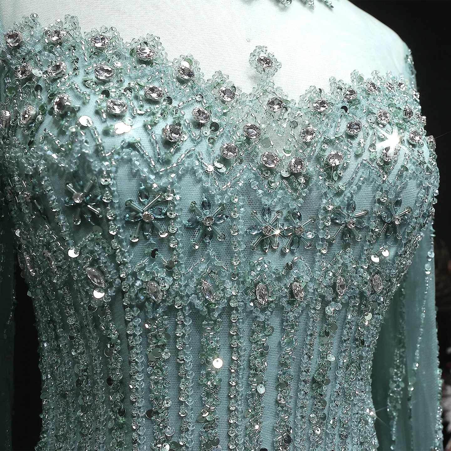 Sharon Said Luxuriöses Blaues Tüll-Abendkleid mit Cape-Ärmeln, Kristall-Pailletten, Damen-Hochzeitskleid, Partykleid, Ballkleid SS150, Maßanfertigung – Detail 21