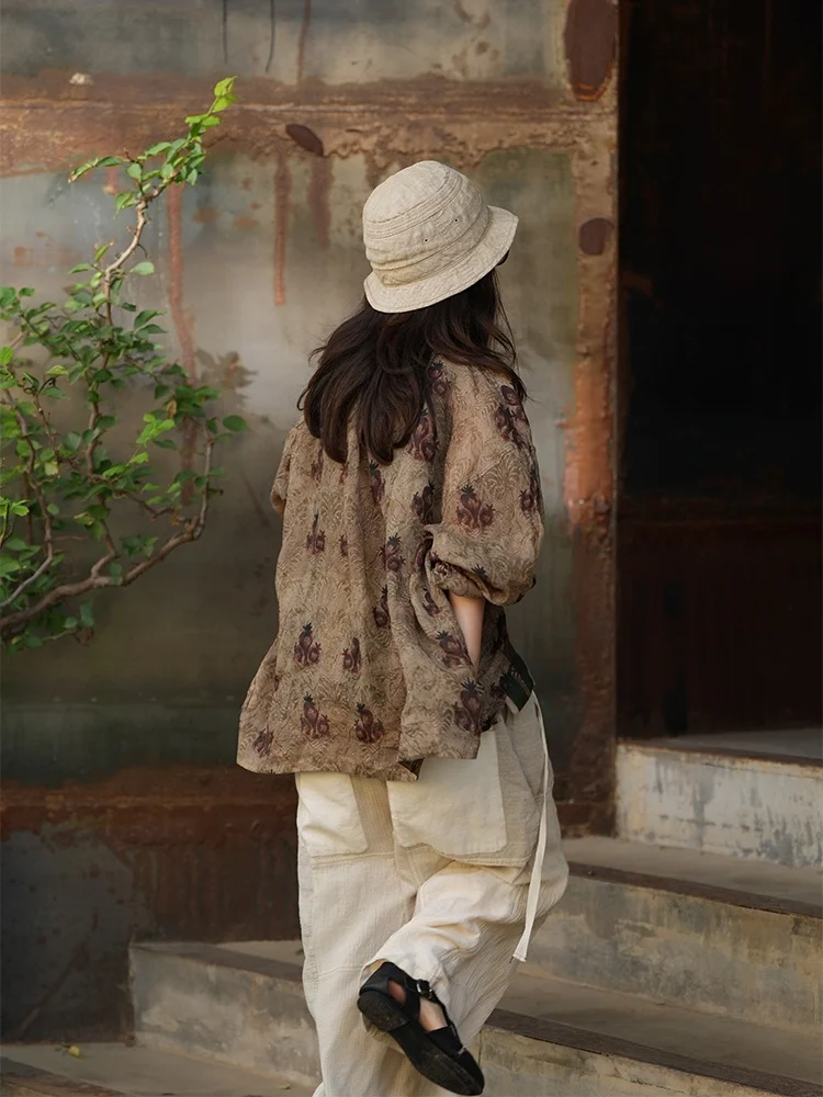 

Куртка Cloud Mist Original Design в стиле ретро из дышащего льна, свободного кроя, с цветочным принтом, круглым вырезом, на пуговицах, с подплечниками