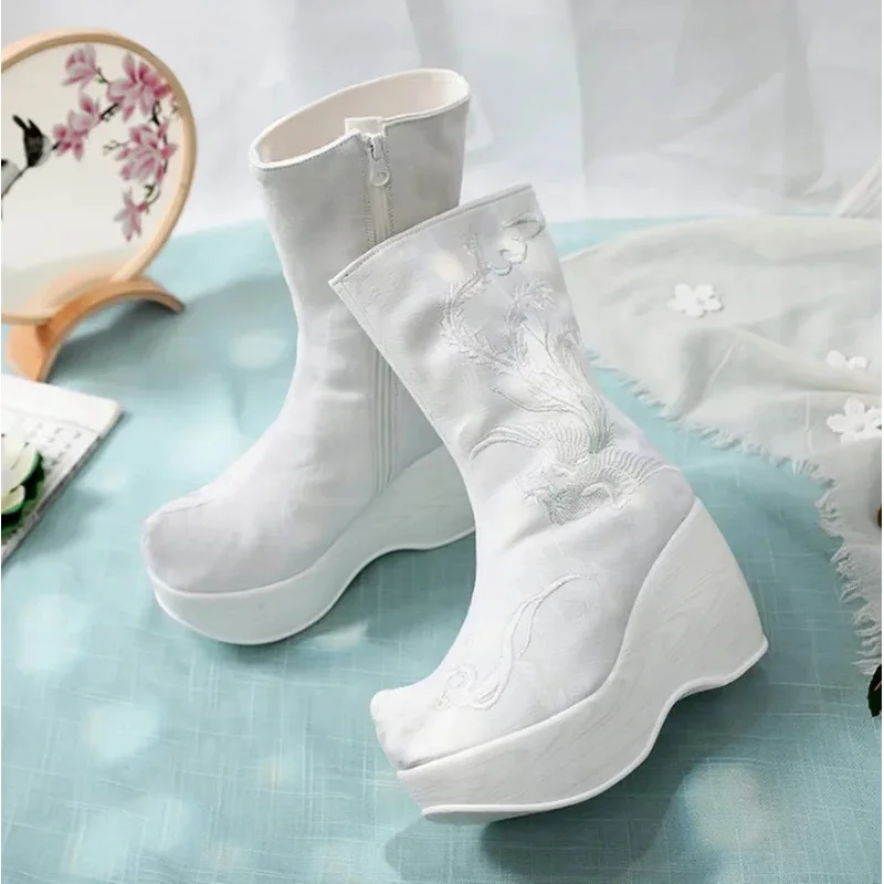 Chinese Embroidered Winter Vintage Hanfu High Heighten White Bow Soap Boots Shoes For Women Plus Size yi;4