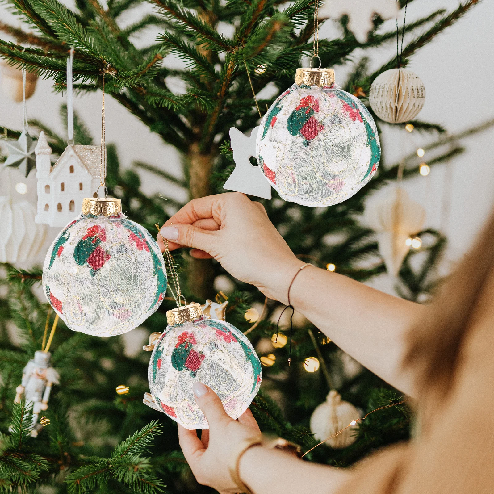 

Christmas Tree Balls Ornaments Hanging Wrapped Yarn Indoor The Pet Decorative Pendants